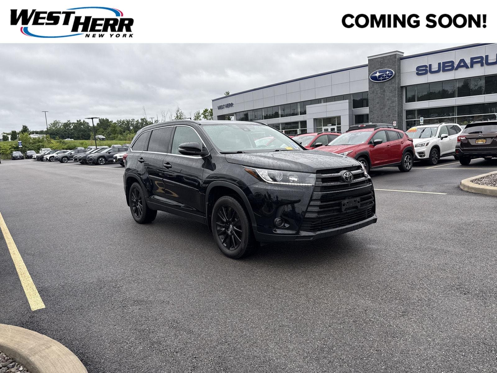 Used 2019 Midnight Black Metallic Toyota SE image 1
