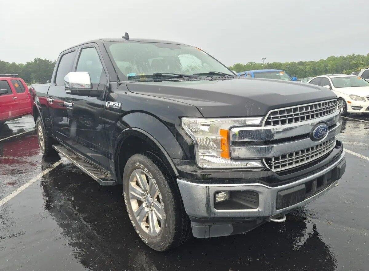 Used 2018 Shadow Black Ford LARIAT image 2
