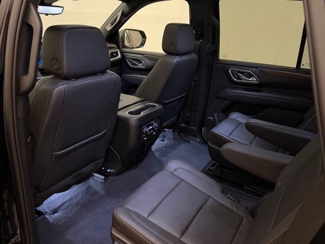 Used 2023 Black Chevrolet High Country image 25
