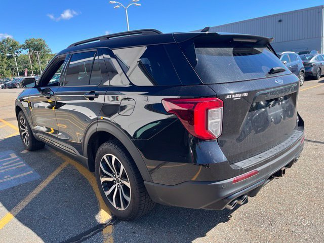 Used 2022 Black Metallic Ford ST image 5
