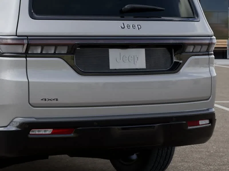 New 2026 Silver Zynith Jeep Limited Altitude image 13