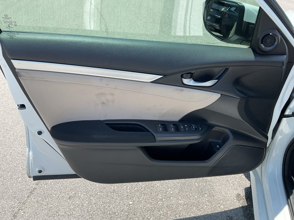 Used 2018 White Orchid Pearl Honda EX image 17