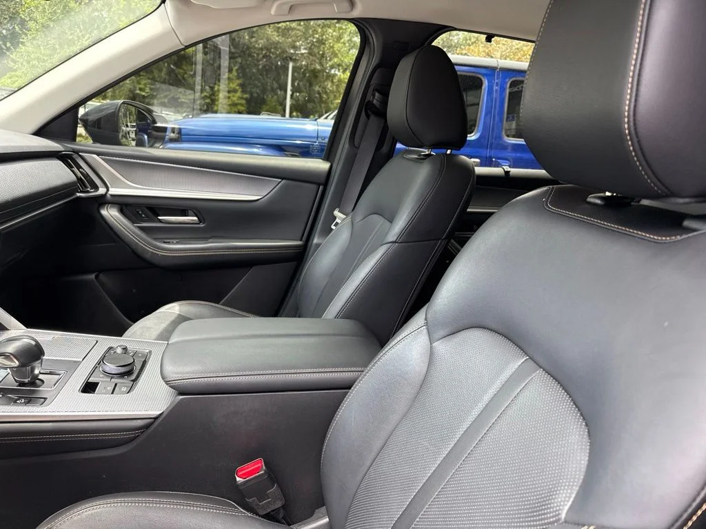 Used 2025 Jet Black Mazda 3.3 Turbo Preferred image 19