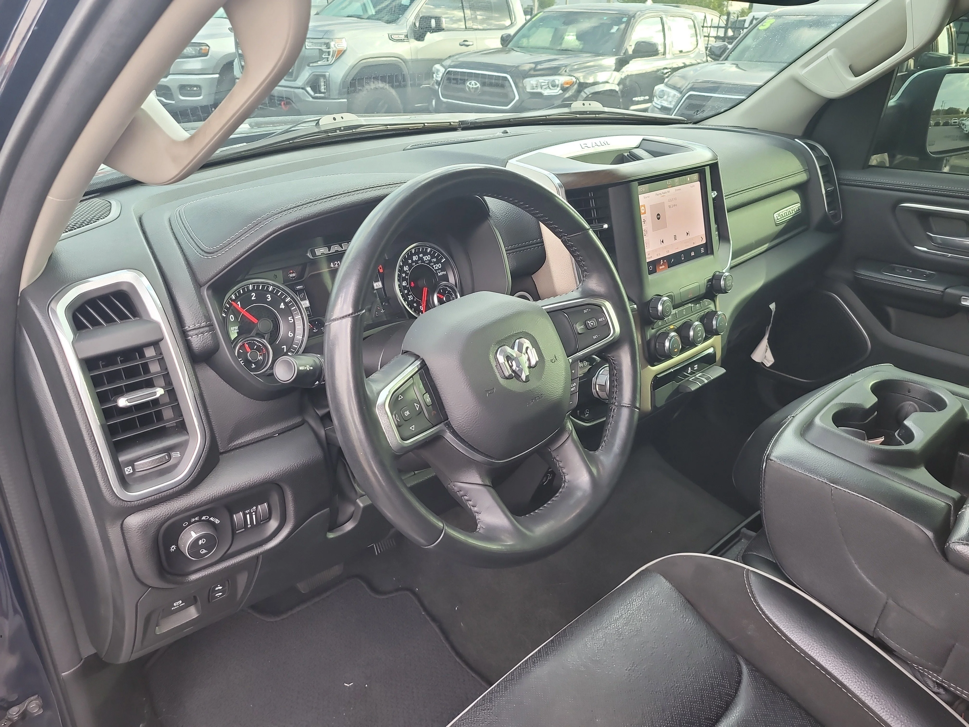 Used 2022 Patriot Blue Pearlcoat Ram Laramie image 20