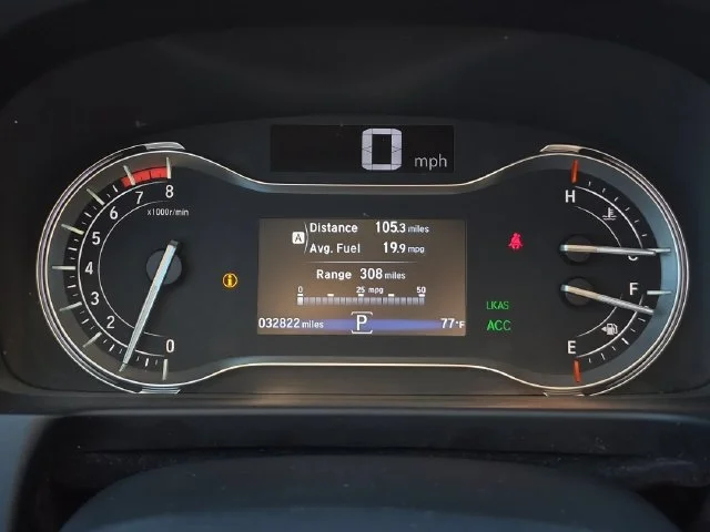 Used 2023 Red Honda RTL image 18