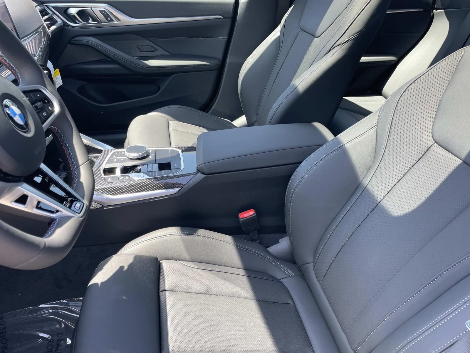 New 2026 Black Sapphire Metallic BMW M440i image 19