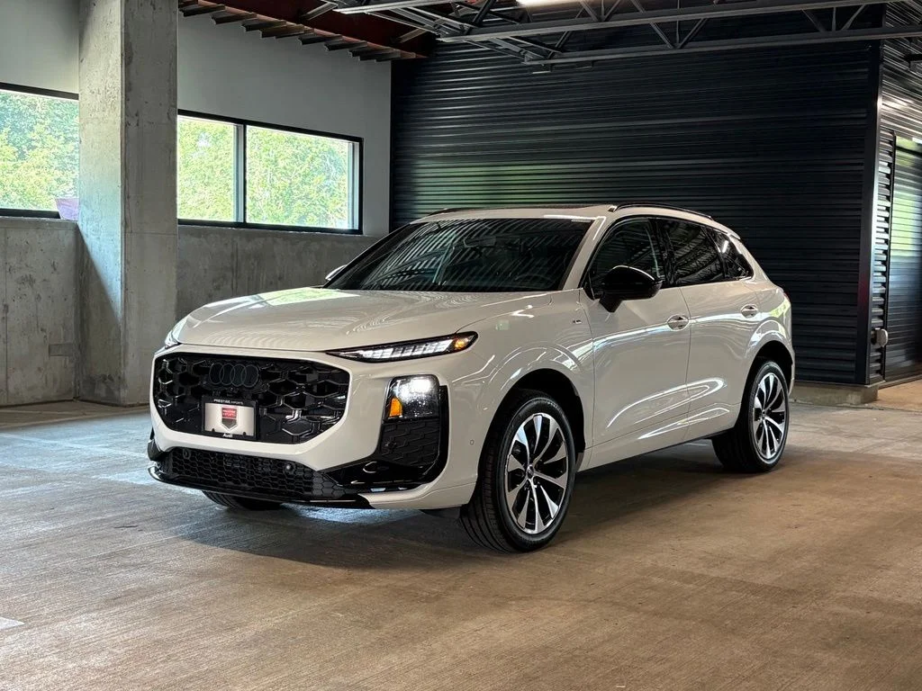 2026 Audi Q3 S line quattro's photo