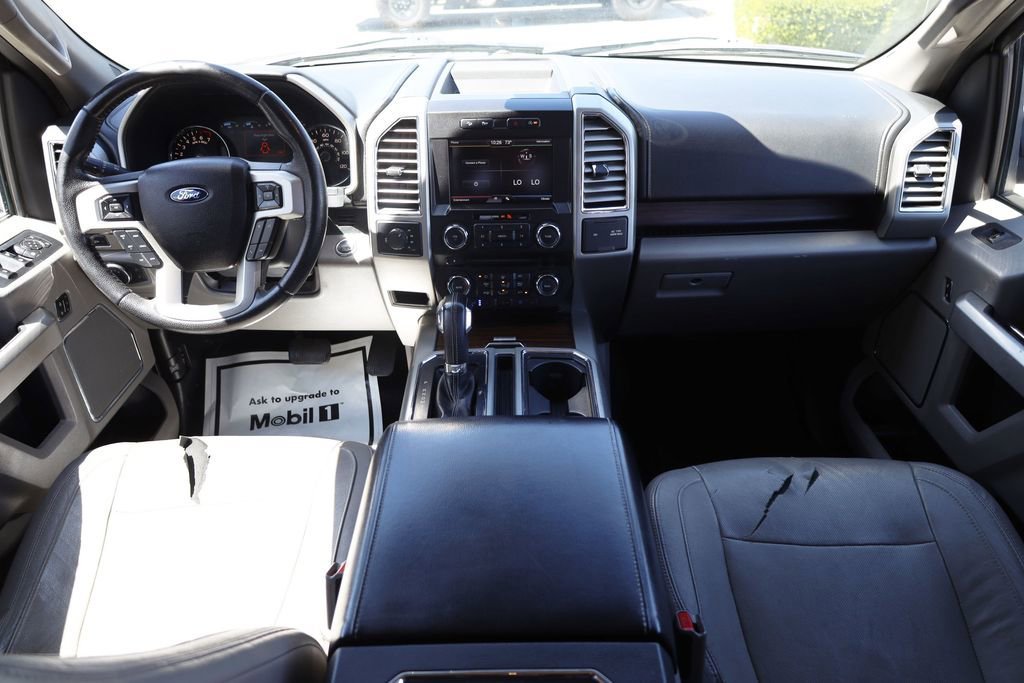 Used 2015 Magnetic Metallic Ford Lariat image 20