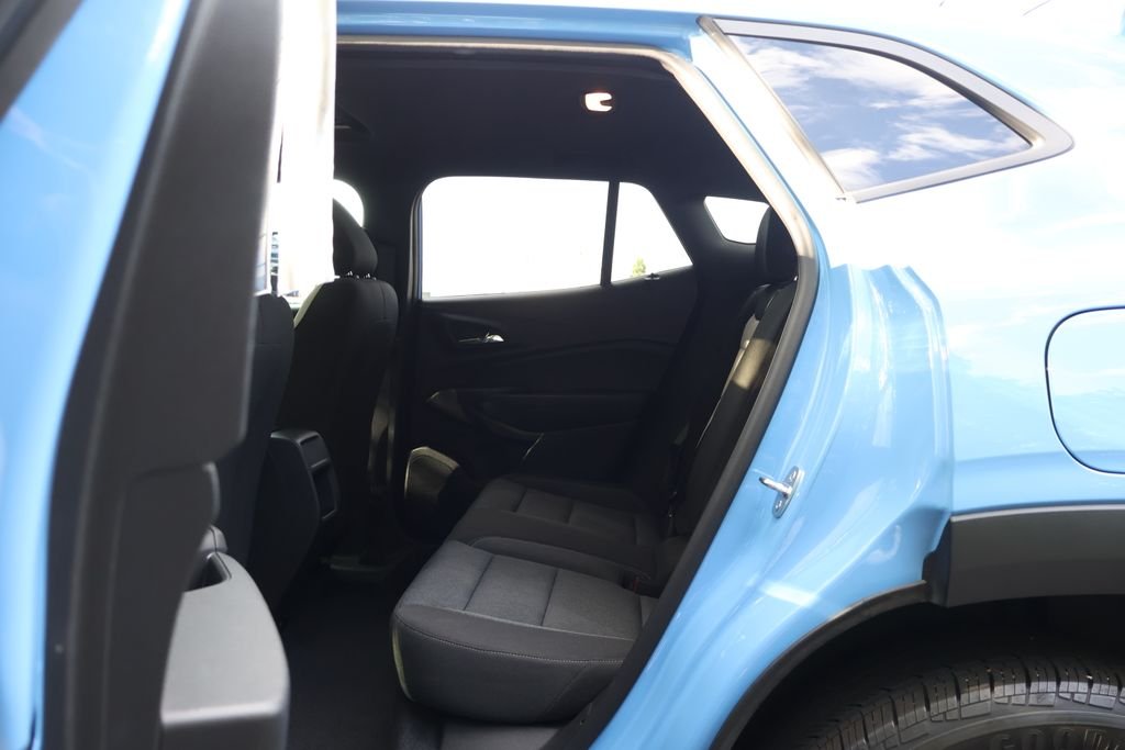 2024 Chevrolet Trax RS - Photo 44