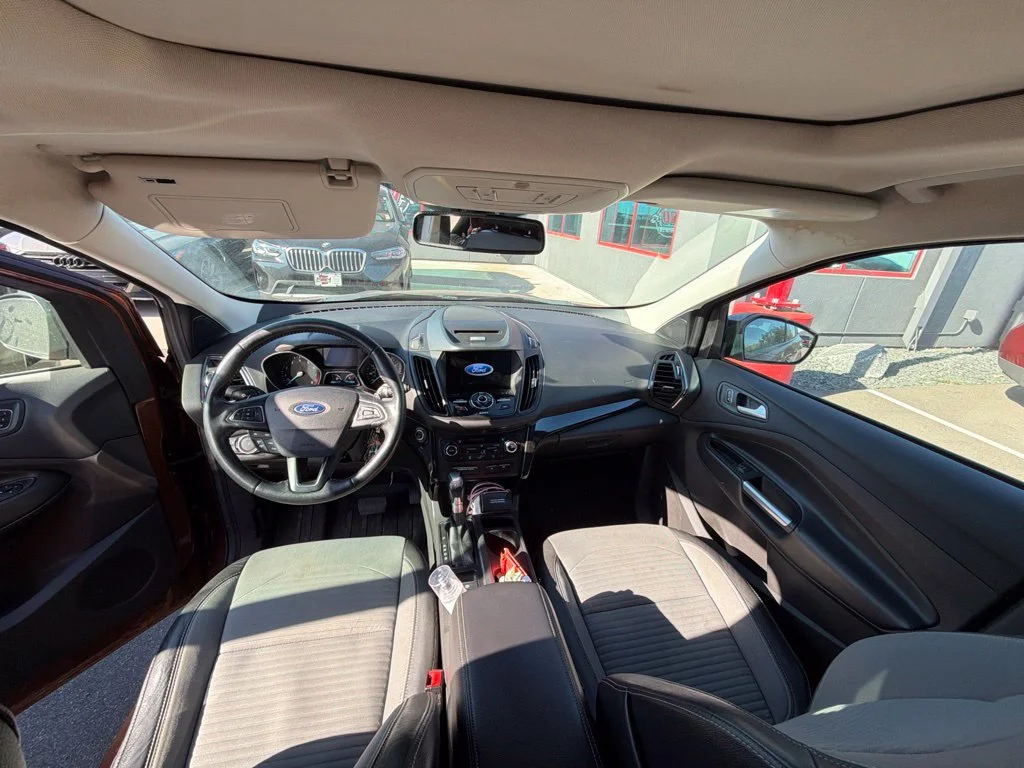 Used 2017 Red Ford Titanium image 9
