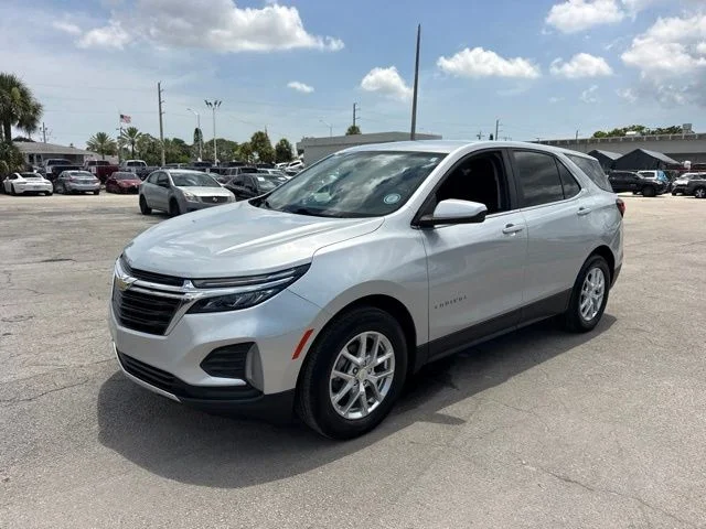 Used 2022 Silver Chevrolet LT image 7