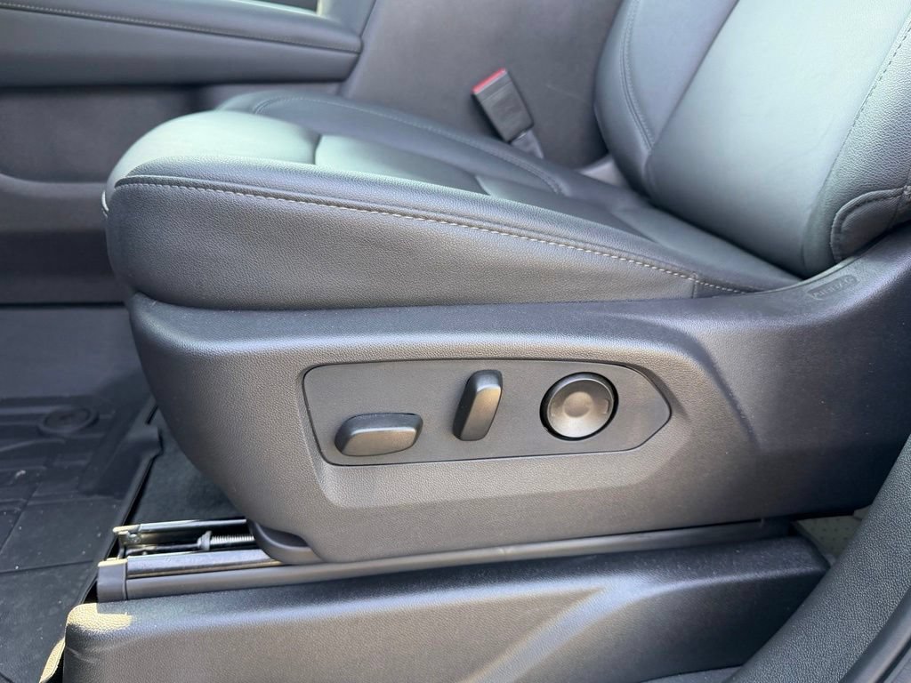 Used 2026 Sterling Gray Metallic Chevrolet LT image 20