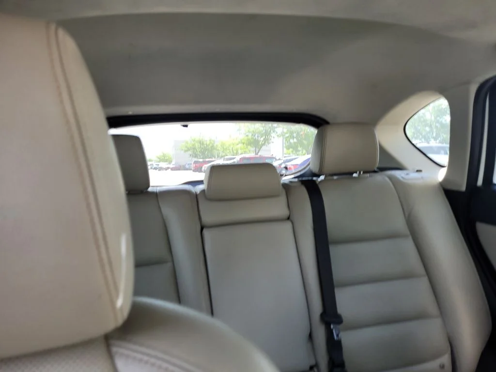 Used 2013 White Mazda Grand Touring image 10