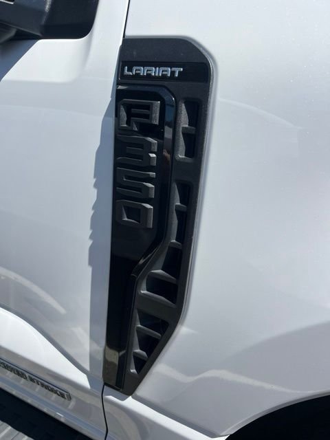 Used 2023 White Ford Lariat image 6