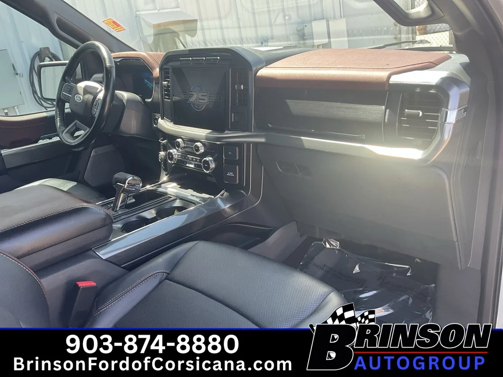 Used 2023 Avalanche Ford LARIAT image 22
