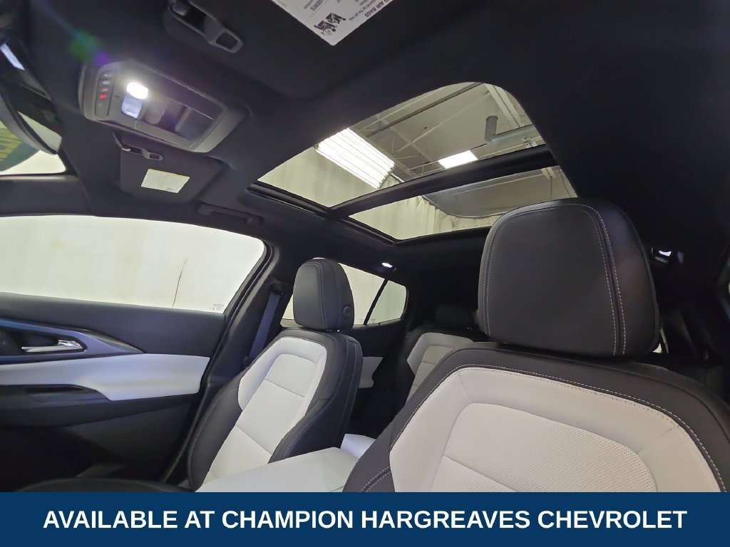 2025 Chevrolet Equinox EV LT - Photo 25
