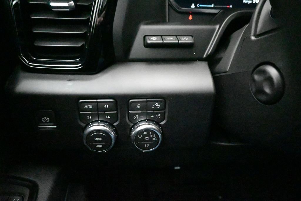 2026 GMC Sierra 1500 AT4X - Photo 21