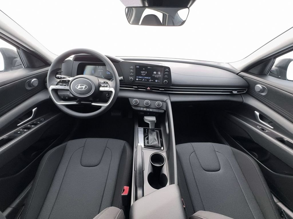 New 2026 Gray Hyundai SE image 33