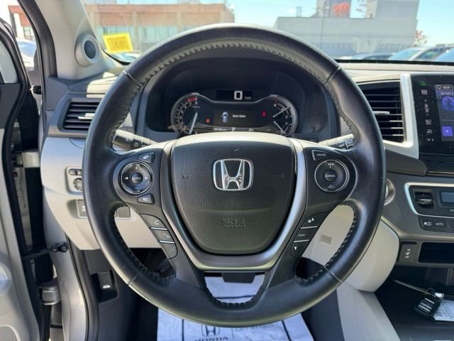 Used 2016 Gray Honda EX-L image 21