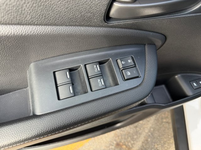 Used 2023 White Honda EX-L image 28