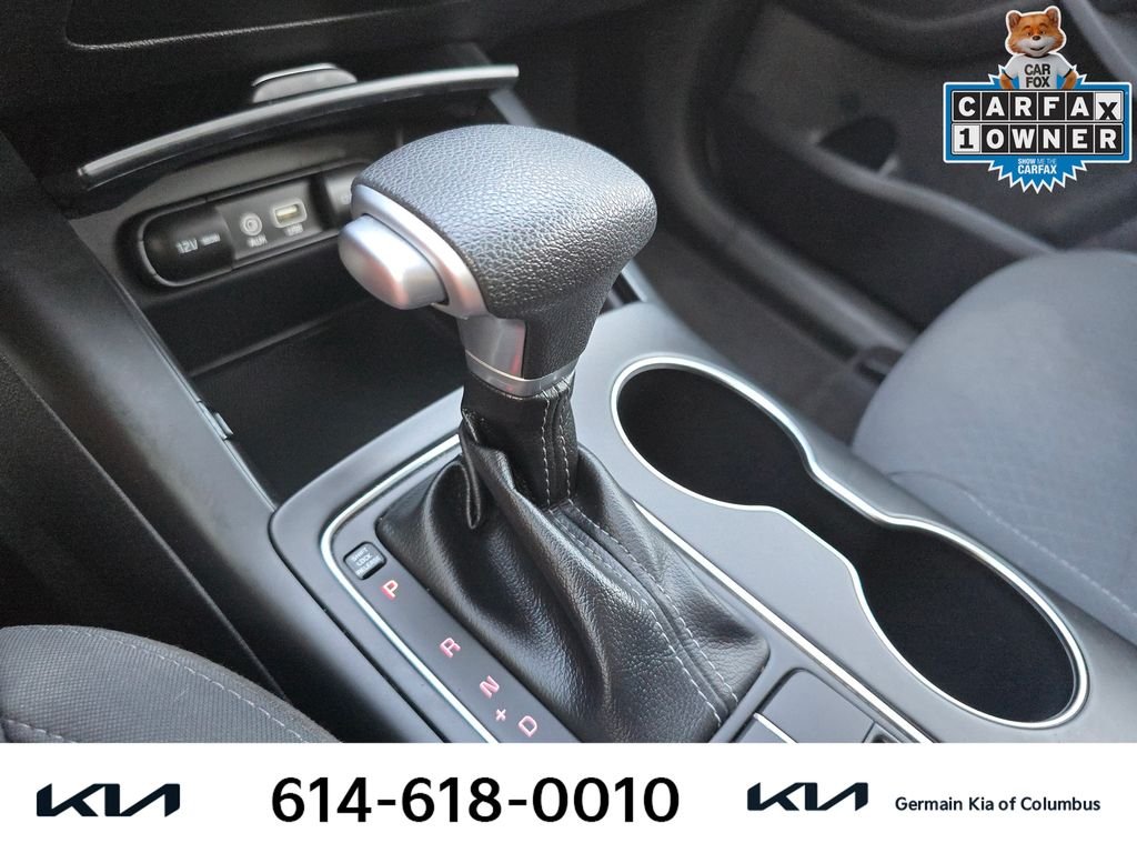 Used 2020 Red Kia LX image 24