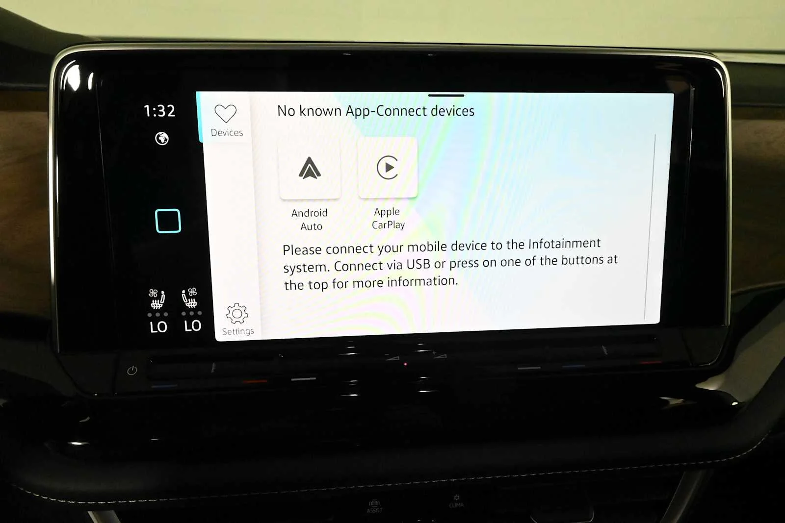 New 2026 Deep Black Pearl Volkswagen 2.0T SE w/Technology image 27
