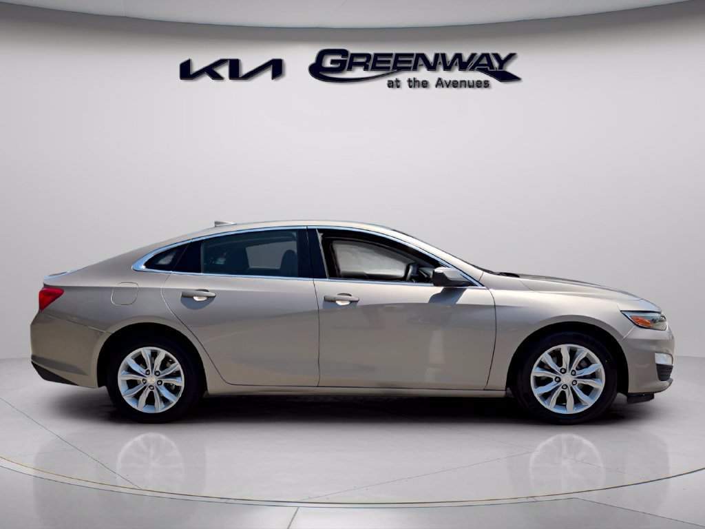 Used 2024 Mineral Gray Metallic Chevrolet LT image 7