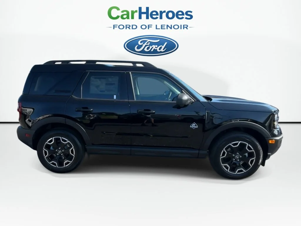 New 2026 Shadow Black Ford Outer Banks® image 9