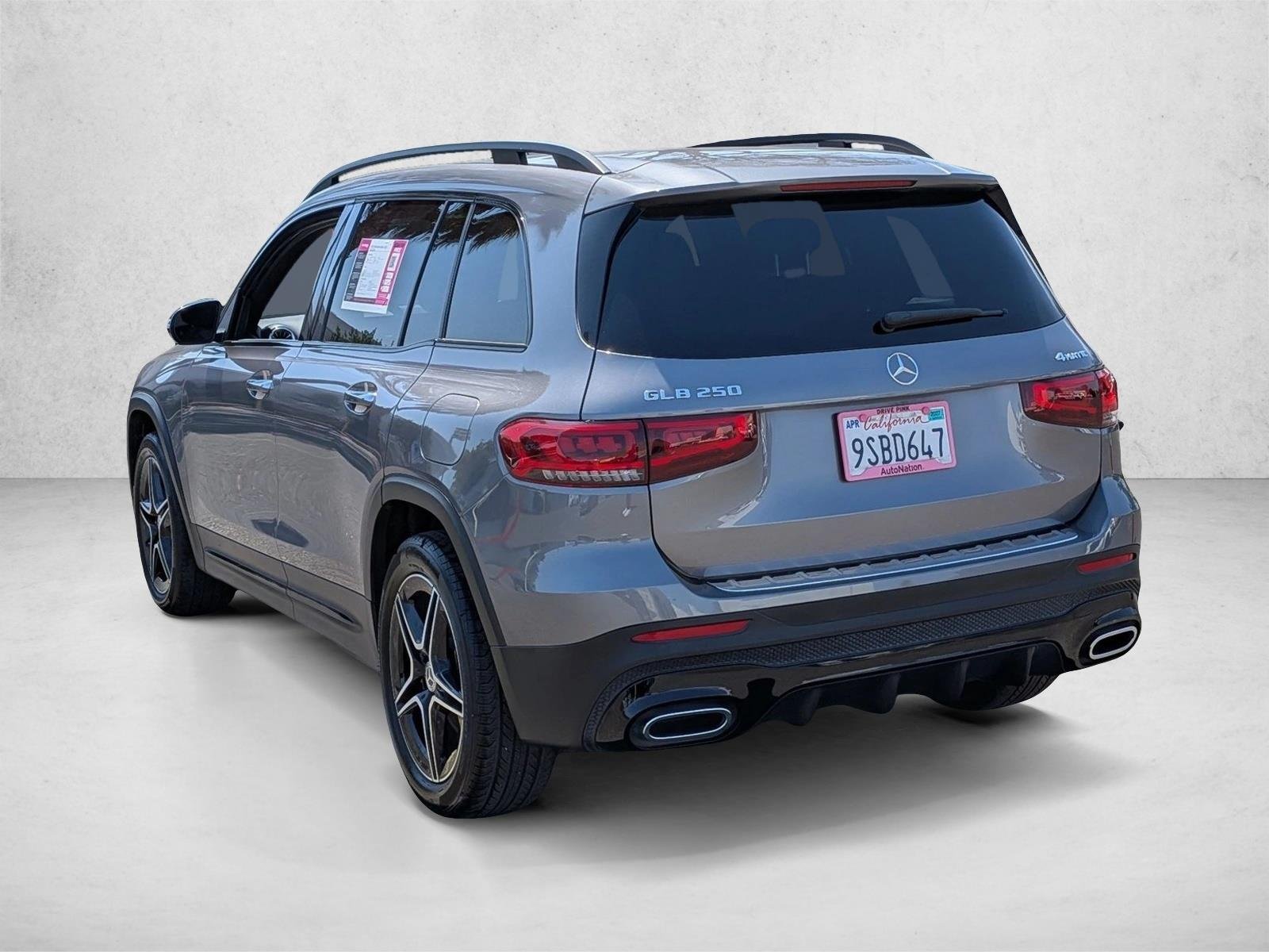 Used 2022 Mountain Grey Metallic Mercedes-Benz GLB 250 image 8
