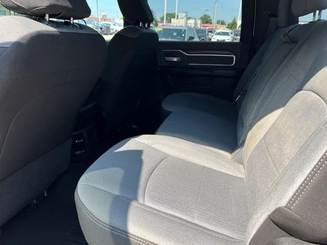 Used 2022 White Ram Big Horn image 27
