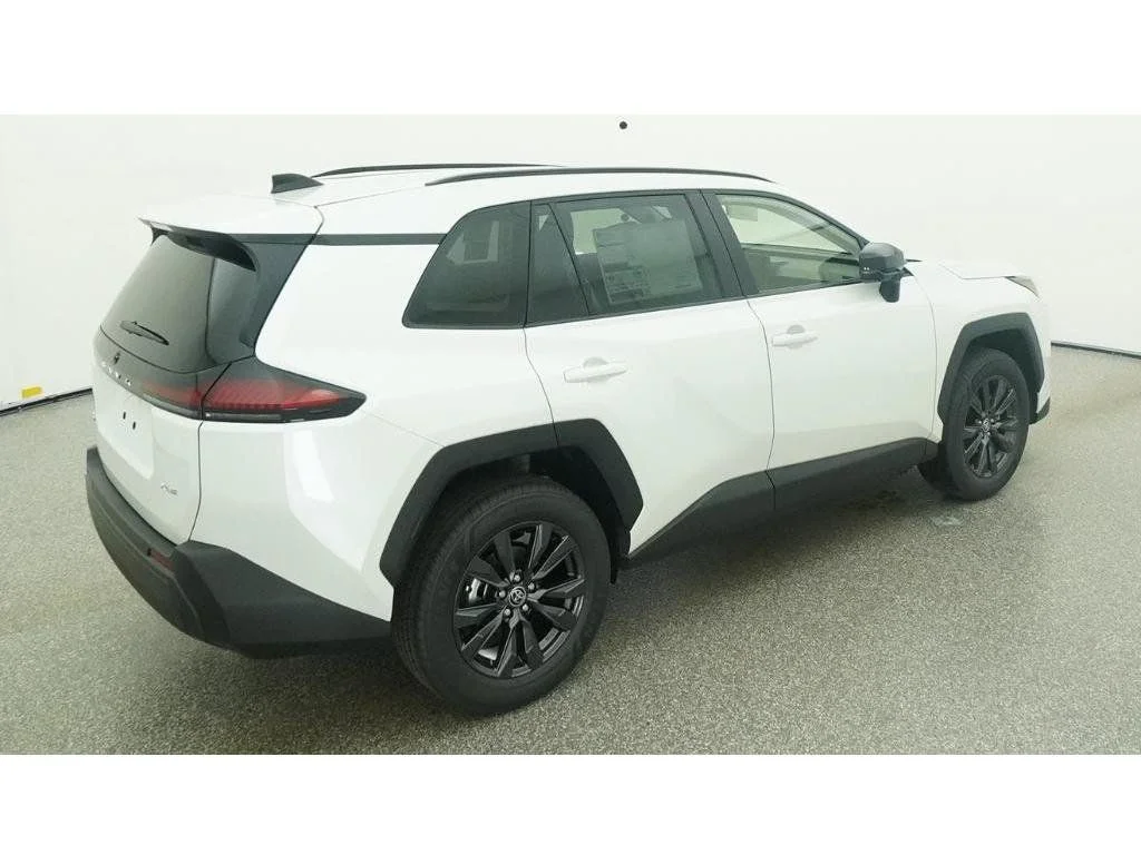 New 2026 Wind Chill Pearl Toyota XLE Premium image 12