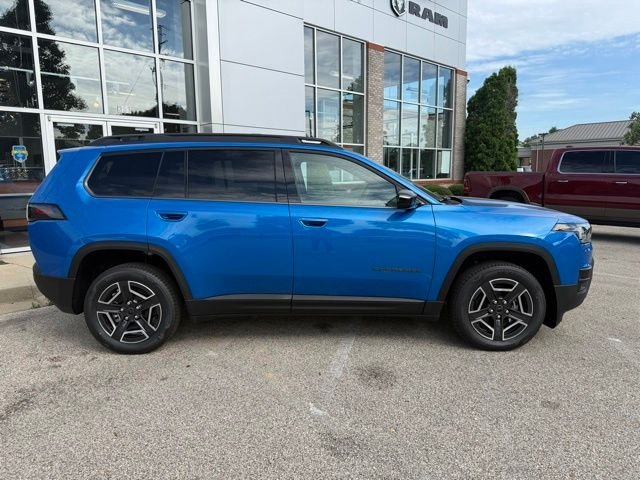New 2026 Hydro Blue Pearl-Coat Exterior Paint Jeep Laredo image 8