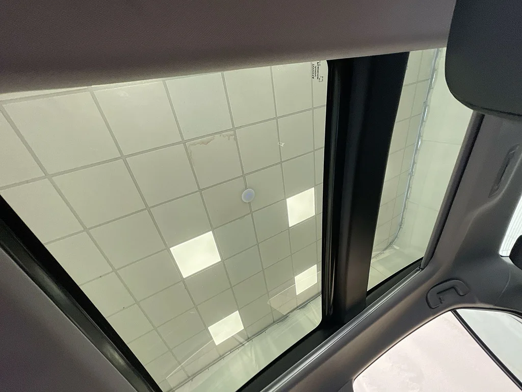 Used 2022  Toyota XSE image 19