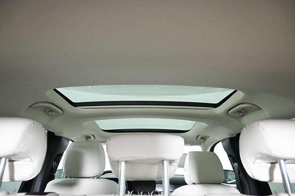 New 2026 Night Black Mercedes-Benz GLB 250 image 21