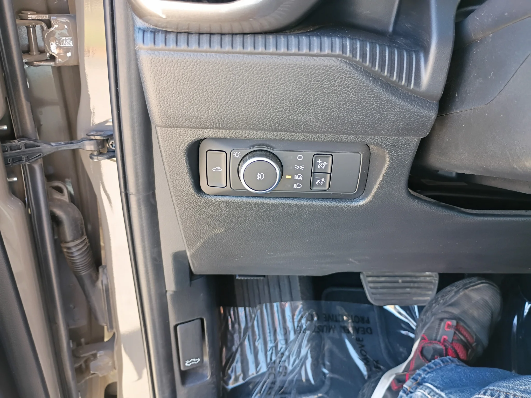 Used 2025 Marsh Gray Ford XLT image 26