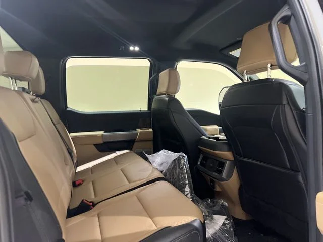 New 2026 Avalanche Gray Ford F-350® LARIAT® image 25