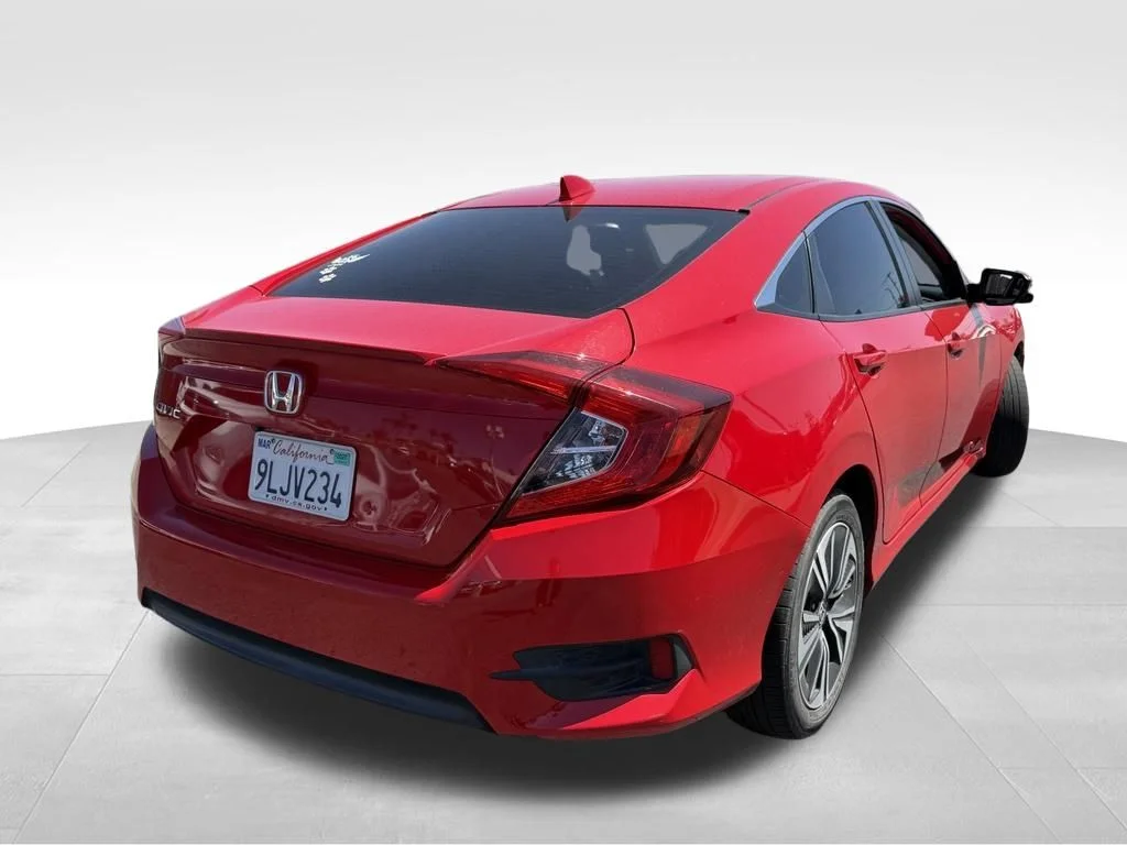 Used 2018 Red Honda EX-L image 3
