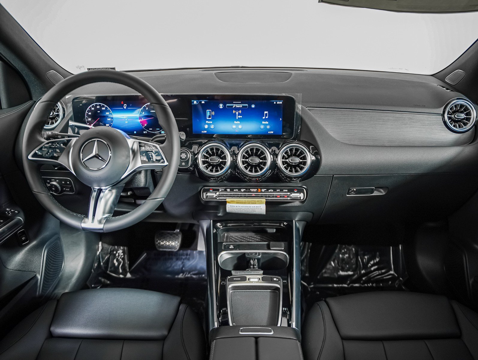 New 2026 Night Black Mercedes-Benz GLA 250 image 9
