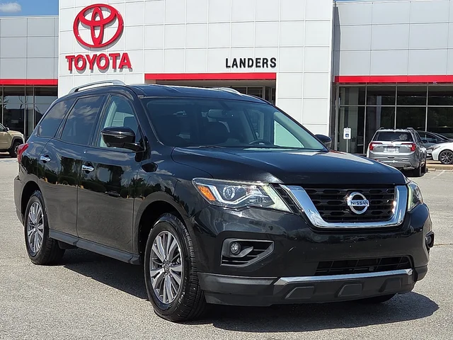 2019 Nissan Pathfinder SL