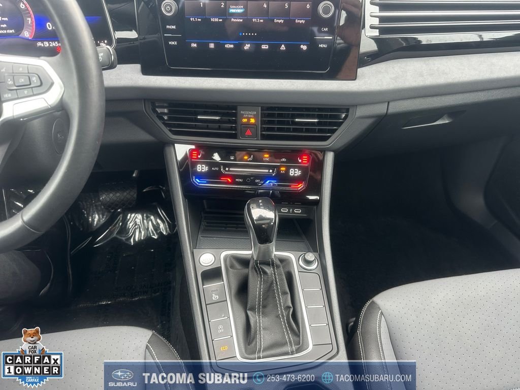 2025 Volkswagen Jetta SE - Photo 12