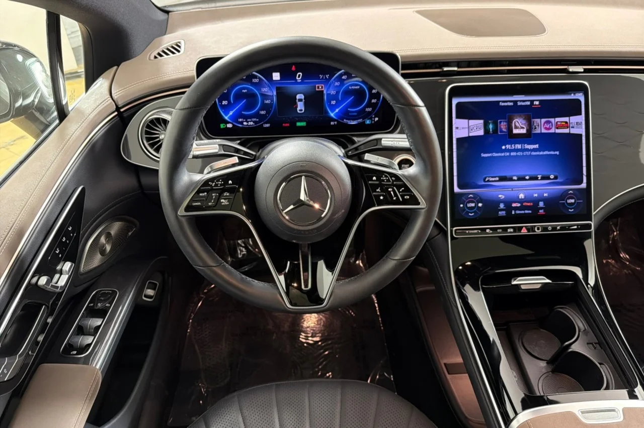 Certified Used 2023 Graphite Grey Metallic Mercedes-Benz EQS 450+ image 13