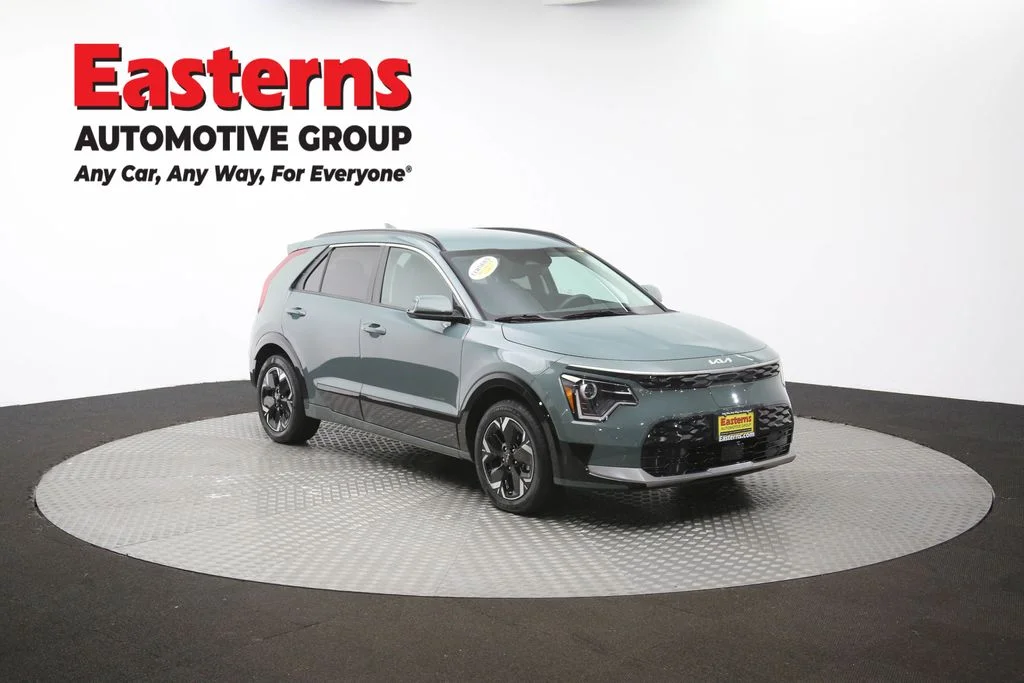 Used 2023 Green Kia Wind image 50