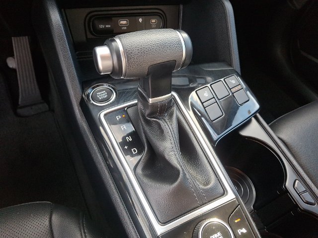 Used 2024 Black Kia EX image 15