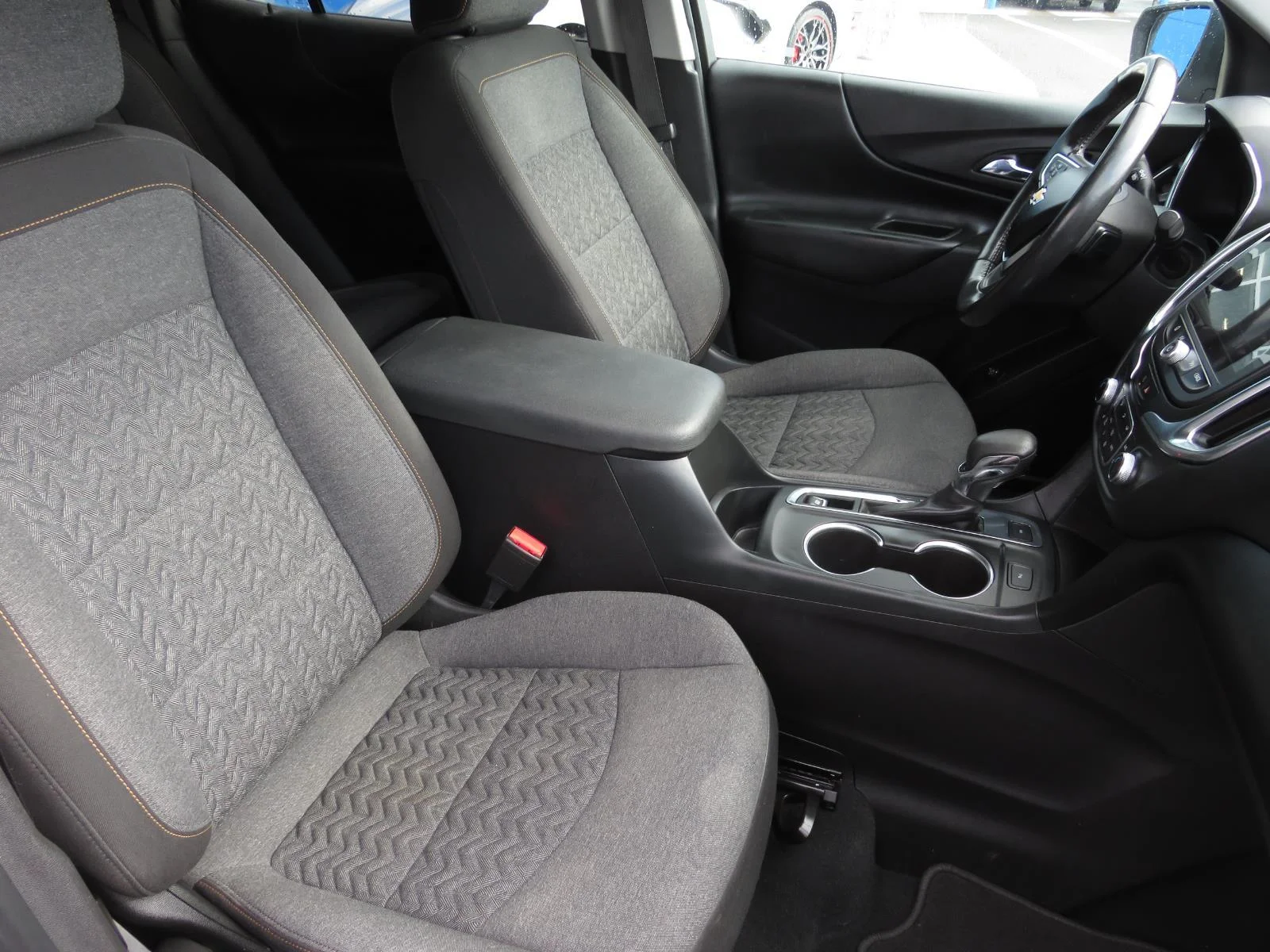 Used 2022 Silver Ice Metallic Chevrolet LT image 20