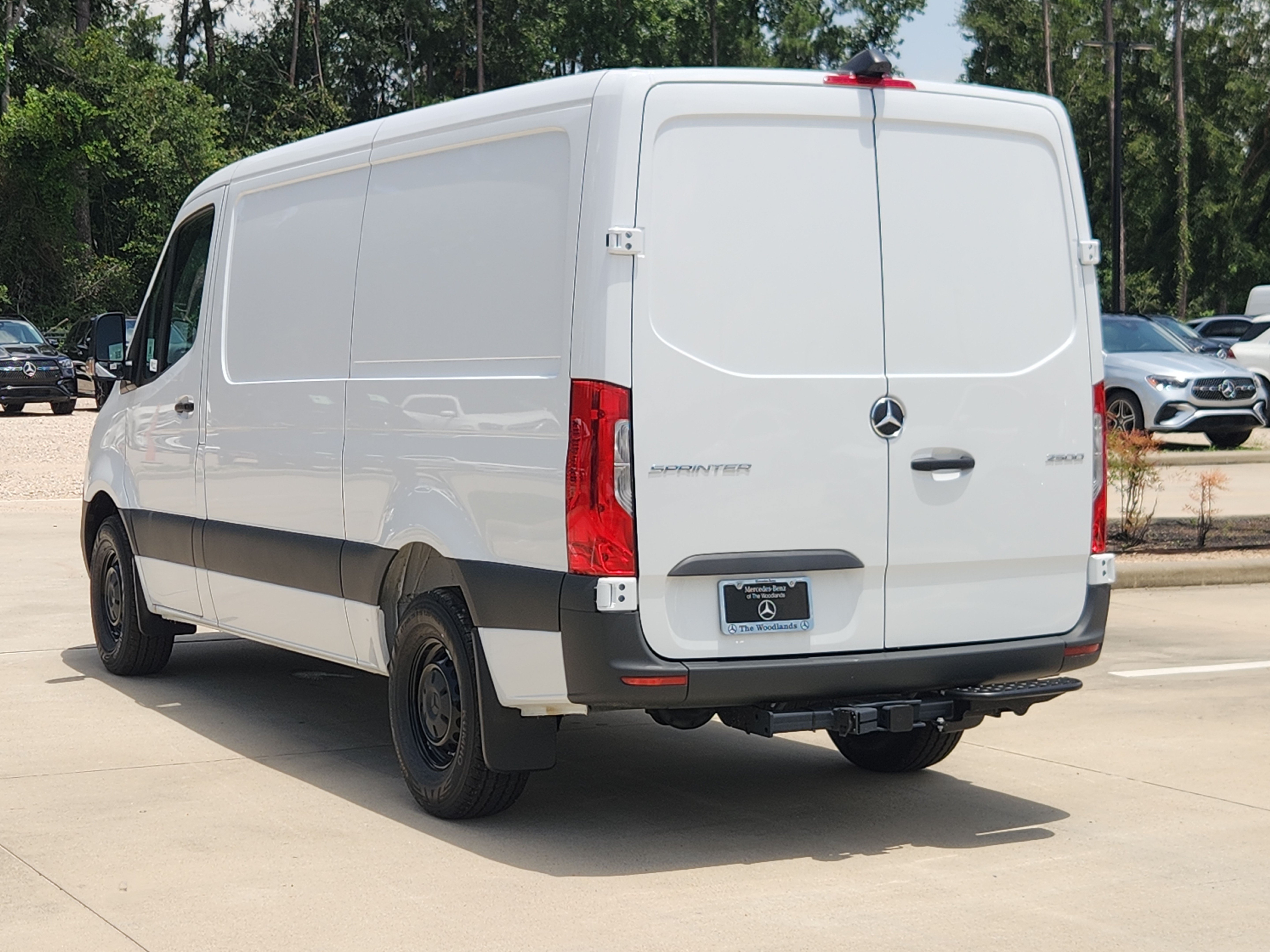 New 2026 Arctic White Mercedes-Benz Cargo 144 WB image 3