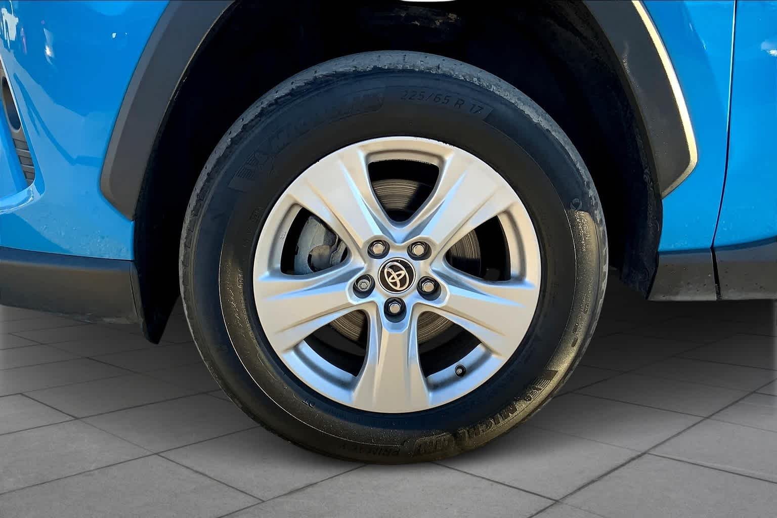 Used 2021 Blue Flame Toyota XLE image 11
