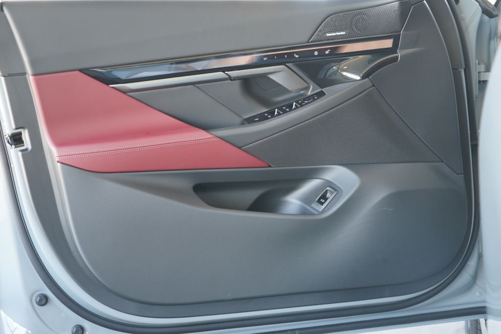New 2027 Brooklyn Grey Metallic BMW 530i image 11