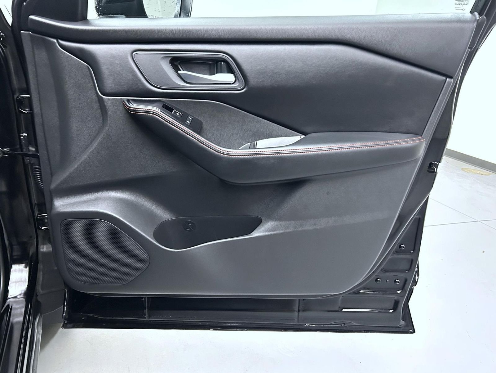 2025 Nissan Rogue Rock Creek - Photo 16
