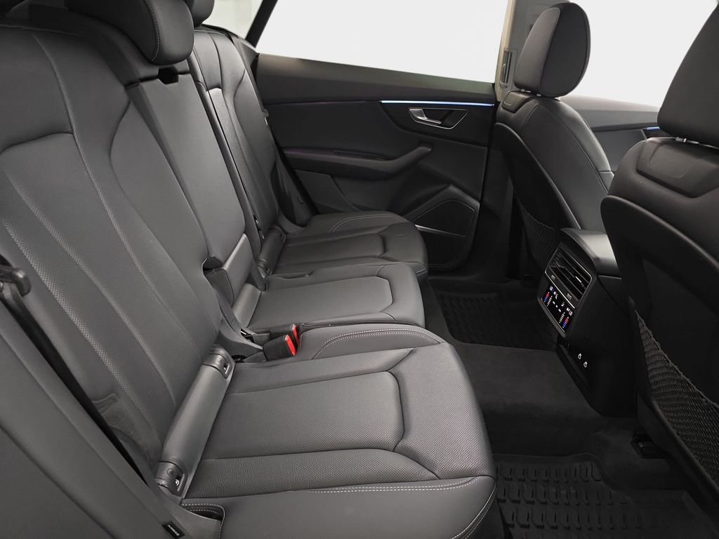 Used 2022  Audi 55 Premium Plus image 13