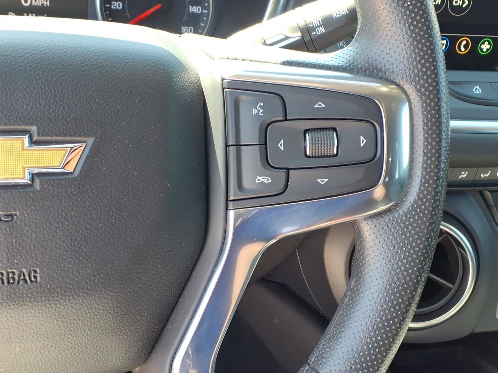 Used 2023 BLACK Chevrolet LT image 19